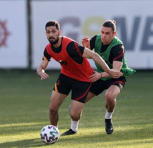 Galatasaray’da Gençlerbirliği Maçı Hazırlıkları Sürüyor