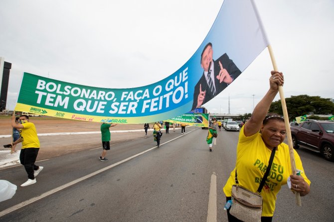 Brezilya’da Bolsonaro Destekçileri Sokağa İndi