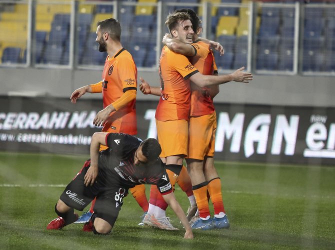 Süper Lig: Gençlerbirliği: 0 - Galatasaray: 2 (Maç Sonucu)
