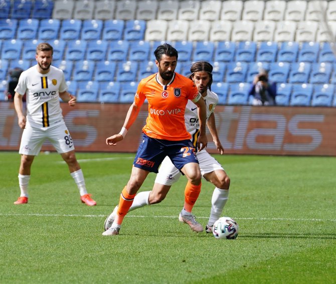 Süper Lig: Medipol Başakşehir: 2 - Mke Ankaragücü: 1 (Maç Sonucu)