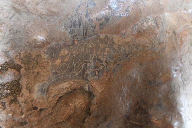 Mersin’de Bir Mağarada Bulunan 8 Bin Yıllık Kaya Resimleri İçin İlk Adım Atılıyor