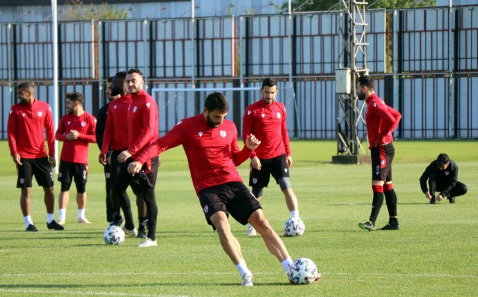 Ertuğrul Sağlam: “Pazar Günü Süper Lig’e Çıkmaya Hazırız”