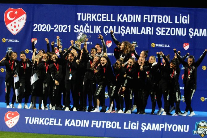 Kadınlar Ligi Şampiyonu Beşiktaş Vodafone Oldu