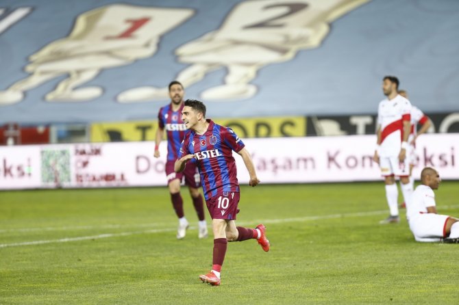 Süper Lig: Trabzonspor: 2 - Antalyaspor: 1 (Maç Sonucu)