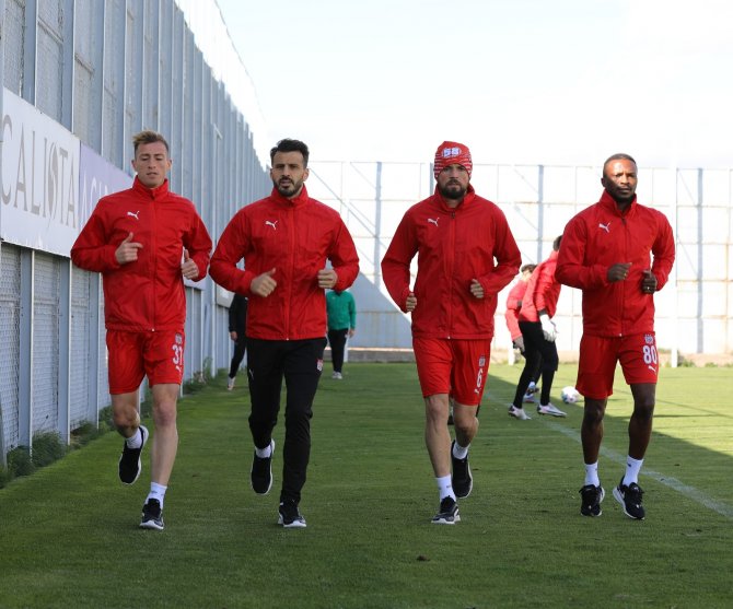 Sivasspor, Ara Vermeden Fenerbahçe Maçı Hazırlıklarına Başladı