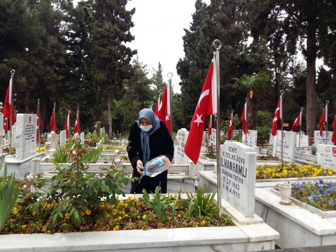 Şehit Annesi Bedriye Hamlı: "Anneler Günü Beni Çok Üzüyor"