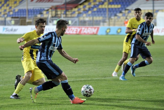Adana Demirspor Süper Lig’de