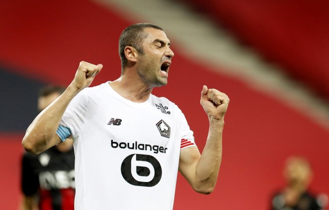Burak Yılmaz, Ligue 1’de En İyi Oyuncu Ödülüne Aday