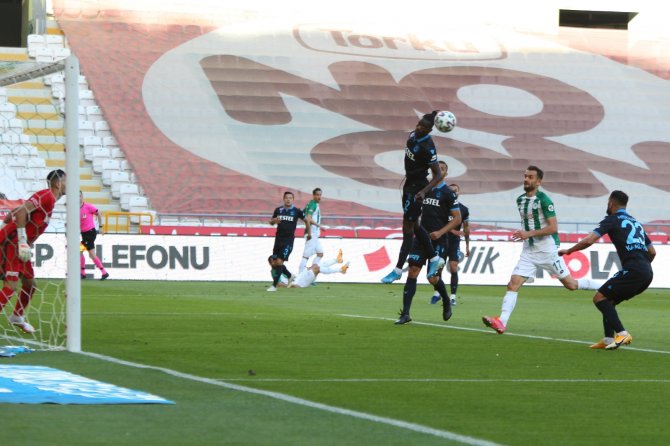 Süper Lig: Konyaspor: 1 - Trabzonspor: 1 (Maç Sonucu)