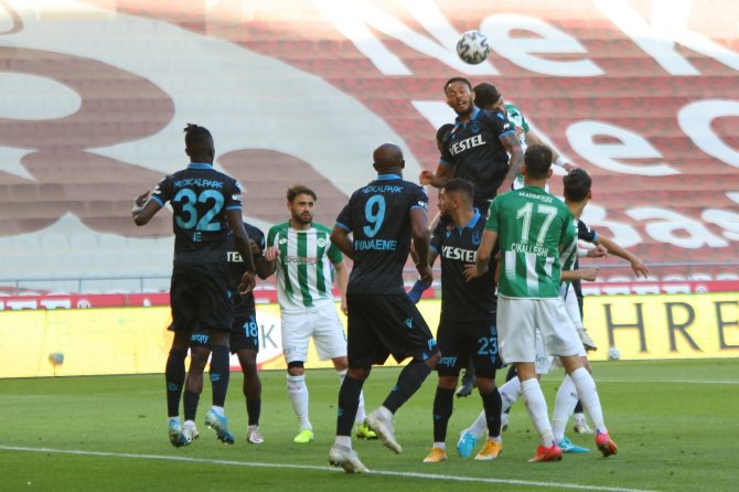 Süper Lig: Konyaspor: 1 - Trabzonspor: 1 (Maç Sonucu)