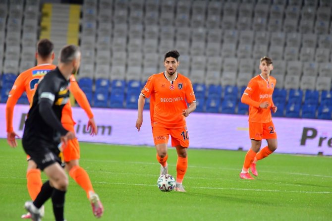 Süper Lig: Medipol Başakşehir: 0 - Kayserispor: 0 (Maç Sonucu)