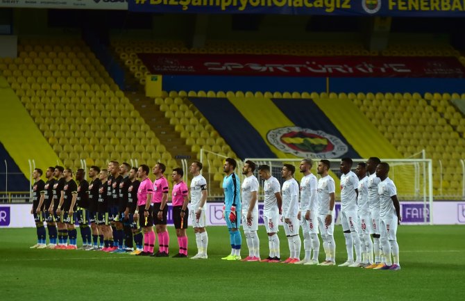 Süper Lig: Fenerbahçe: 1 - Dg Sivasspor: 2 (Maç Sonucu)