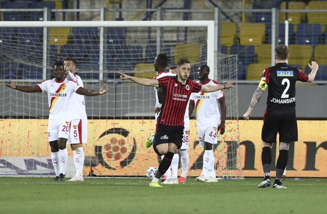 Süper Lig: Gençlerbirliği: 5 - Göztepe: 3 (Maç Sonucu)