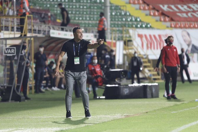 Süper Lig: Aytemiz Alanyaspor: 2 - Bb Erzurumspor: 3 (Maç Sonucu)