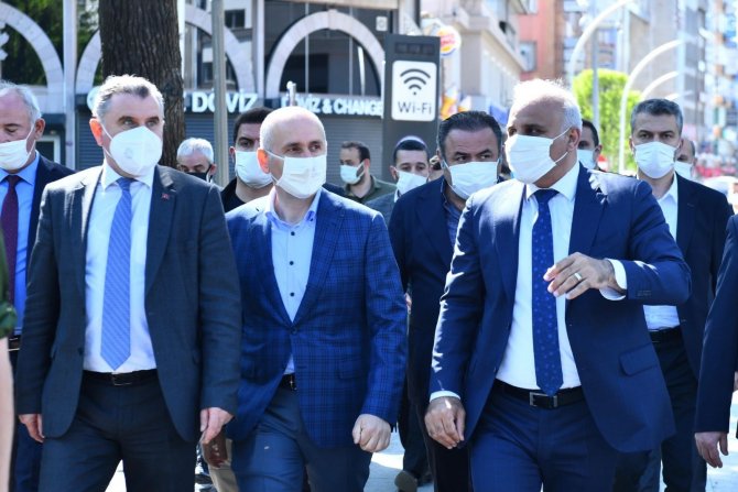 Bakan Adil Karaismailoğlu Trabzon’daki Alt Yapı Çalışmalarını Yerinde İnceledi