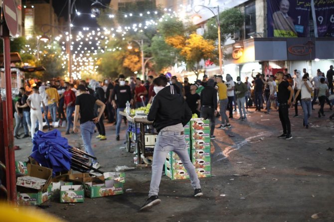 İsrail Güçlerin, El Halil’de Filistinlilerin Protestosuna Müdahale: 35 Yaralı