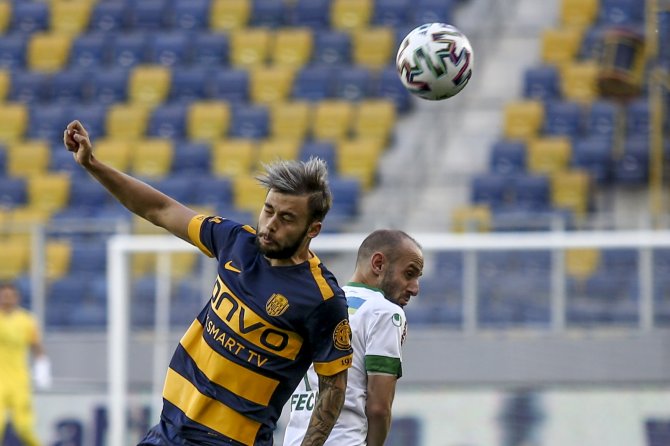 Süper Lig: Mke Ankaragücü: 0 - Aytemiz Alanyaspor: 1 (İlk Yarı)
