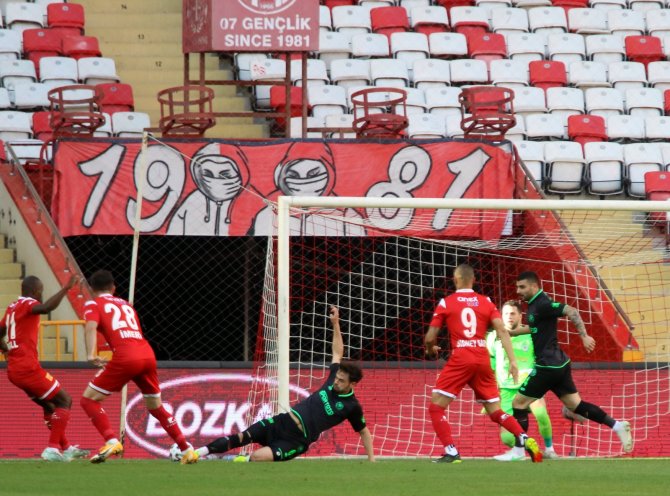 Süper Lig: Ft Antalyaspor: 0 - İh Konyaspor: 0 (Maç Sonucu)