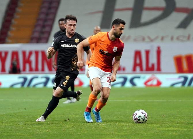 Süper Lig: Galatasaray: 0 - Yeni Malatyaspor: 0 (Maç Devam Ediyor)