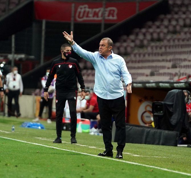 Süper Lig: Galatasaray: 0 - Yeni Malatyaspor: 1 (İlk Yarı)
