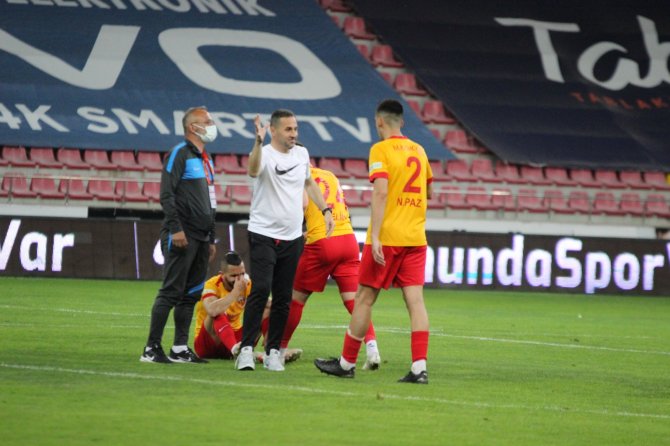 Kayserispor’da Ligde Kalma Sevinci