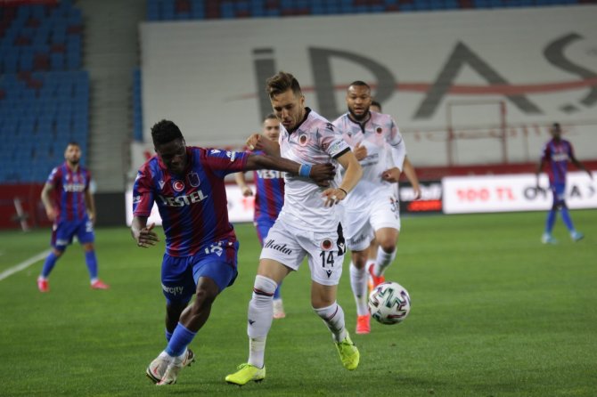Süper Lig: Trabzonspor: 2 - Gençlerbirliği: 1 (Maç Sonucu)