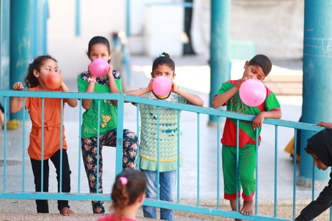 Gazze’deki Bm Okulları Binlerce Filistinliye Barınak Oldu