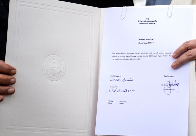 Memleket Partisi Kurucular Heyeti Başkanı Hakkı Akalın Kuruluş Başvurusunu Yaptı