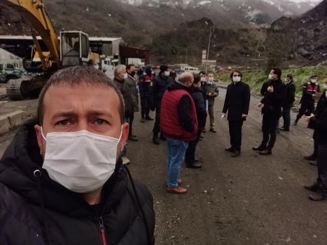 Siyasiler Değil, Mahkeme Durdurdu