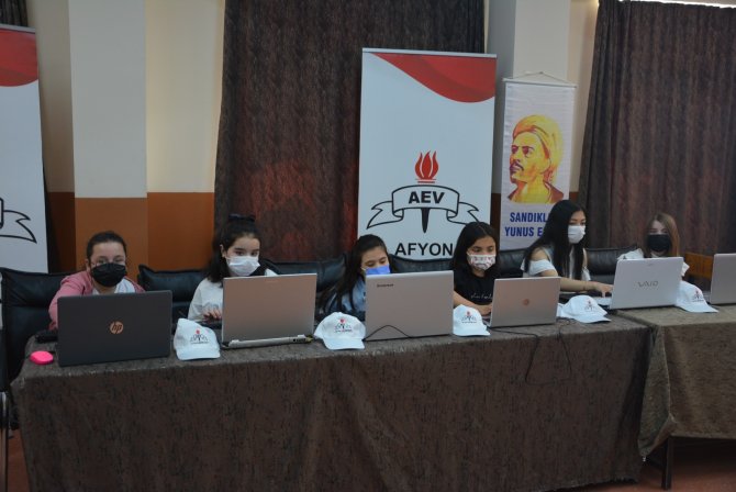 Dünya İnternet Ve Klavye Yarışması’nda Türk Milli Takımı 9 Madalya İle Şampiyon Oldu