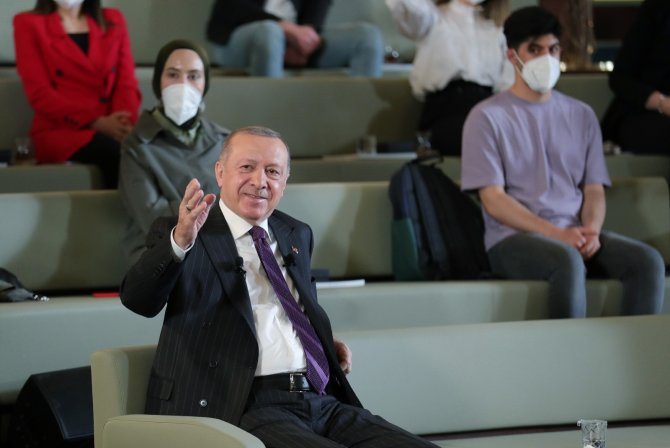 Cumhurbaşkanı Erdoğan: “Fetö’den Önemli Bir İsmi Yakaladık, Şu Anda Elimizde”