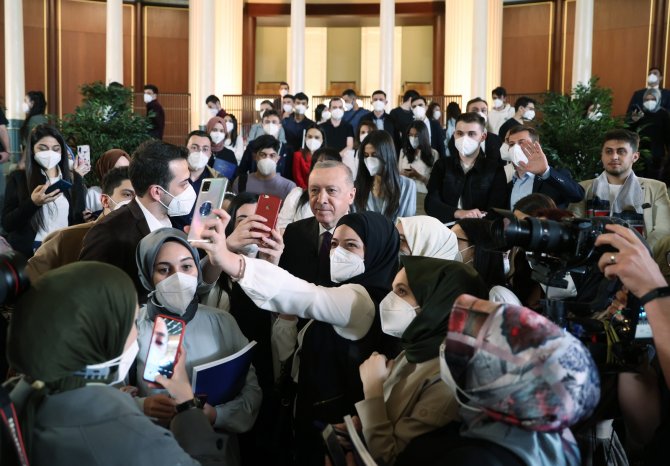 Cumhurbaşkanı Erdoğan: “Şampiyonlar Ligi Finalinin Türkiye’den Alınması Kararı Siyasi”