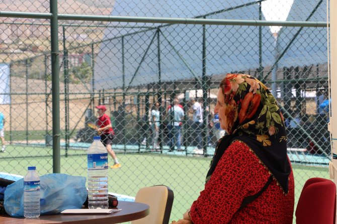 Yıllarca Terörle Anılıyordu, Şimdi Tenisle
