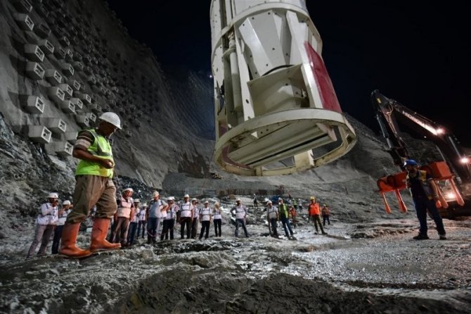 Yusufeli Barajında Son Beton Döküldü