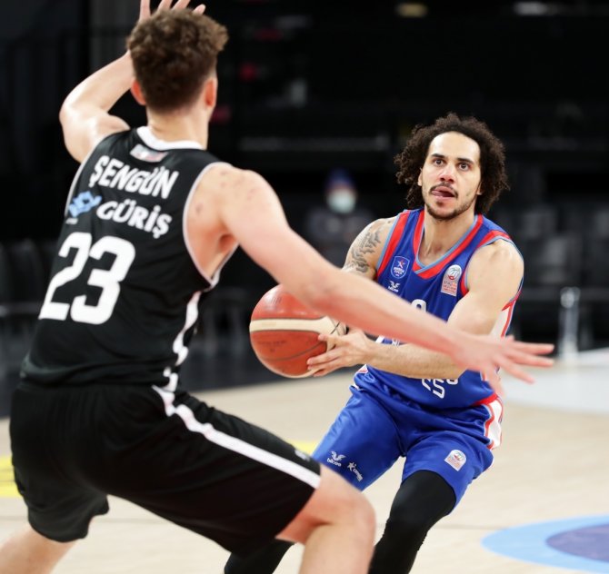 Anadolu Efes Seriyi 2-0 Yaptı