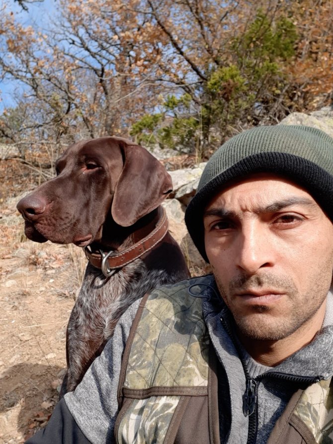 Balık Tutmak İçin İndiği Baraj Gölü Kıyısında Ayı Saldırısından Köpeği Sayesinde Kurtuldu