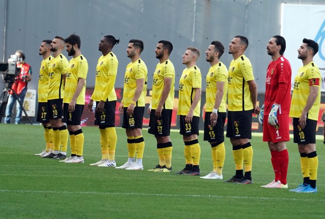 Tff 1. Lig: İstanbulspor: 0 - Altay: 0 (İlk Yarı Sonucu)
