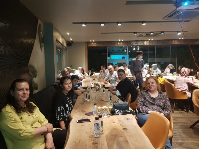 Türk Öğretmenler, Tahran’da Bir Araya Geldi