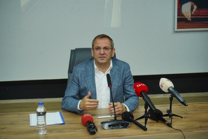 Ayvalık’taki Fırtınada Teknelerde 50 Milyon Lira Maddi Hasar Meydana Geldi