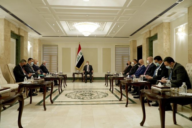 Filistin Dışişleri Bakanı Al-maliki, Irak Başbakanı El-kazımi İle Görüştü