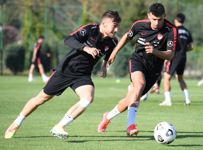Ümit Milli Futbol Takımı Çalışmalarını Riva’da Sürdürüyor
