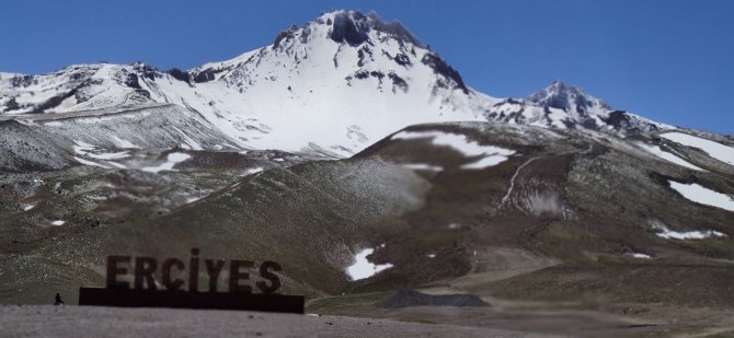 Erciyes’e ’Mayıs’ Karı