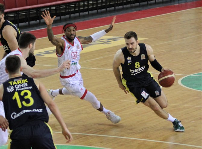 Ing Basketbol Süper Ligi Play-off: Pınar Karşıyaka: 62 - Fenerbahçe Beko: 67