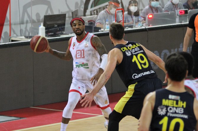 Ing Basketbol Süper Ligi Play-off: Pınar Karşıyaka: 62 - Fenerbahçe Beko: 67