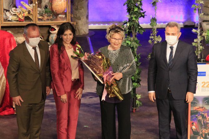 22. Adana Tiyatro Festivali Başladı