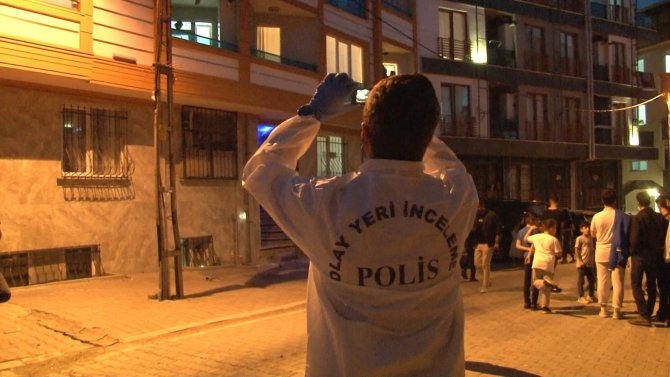 Esenyurt’ta İntihar Girişimi: Silahla Karnına Ateş Eden Kadın Hastaneye Kaldırıldı