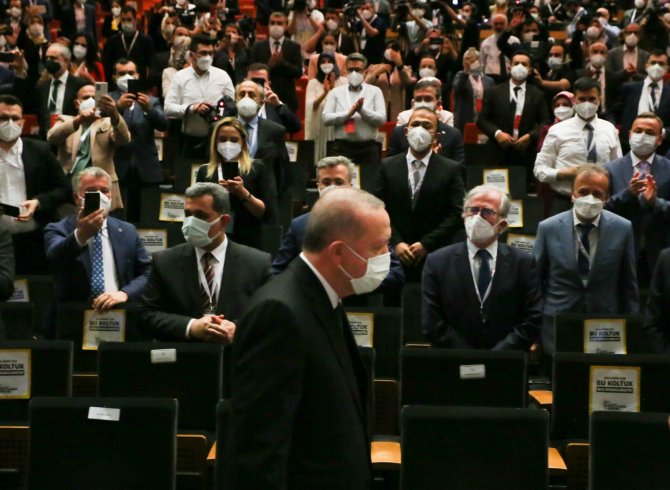 Cumhurbaşkanı Erdoğan’dan Batı’ya İ̇slamofobi Tepkisi