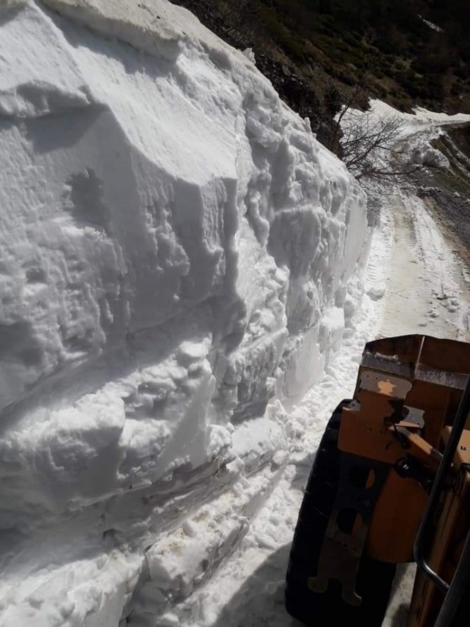 Artvin’de Mayıs Ayında Yaylalarda Karla Mücadele