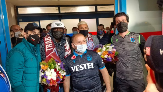 Trabzonspor, Gervinho Ve Peres’i Trabzon’a Getirdi
