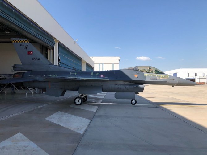 İ̇yileştirmesi Tamamlanan 6’ncı F-16 Blok-30 Uçağı Da Hava Kuvvetlerine Teslim Edildi